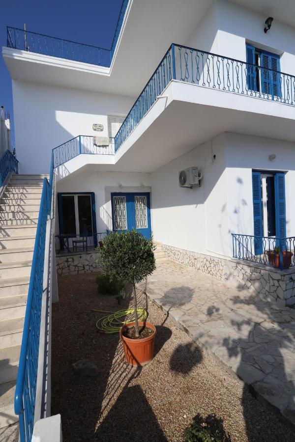 Traditional Town Garden Apartment Rhodes City Exterior photo